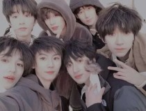 拔萝卜打扑克不盖被子免费观看